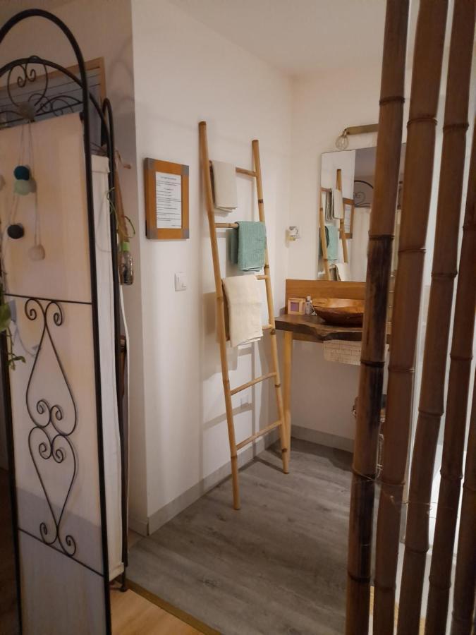 Chambre d'hôtes Dougnac Art Fantastique Fleurance Exterior foto